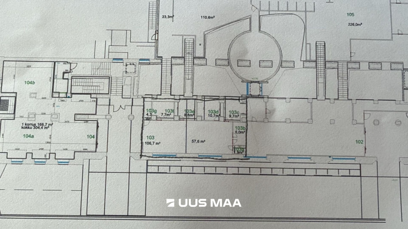 Tallinn, Kesklinna linnaosa, Südalinn, Estonia pst 1