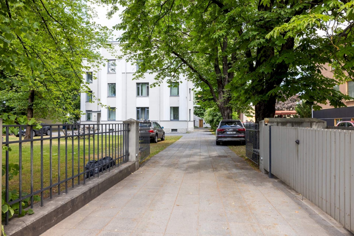 Tallinn, Kesklinna linnaosa, Kadriorg, Narva mnt 57/2