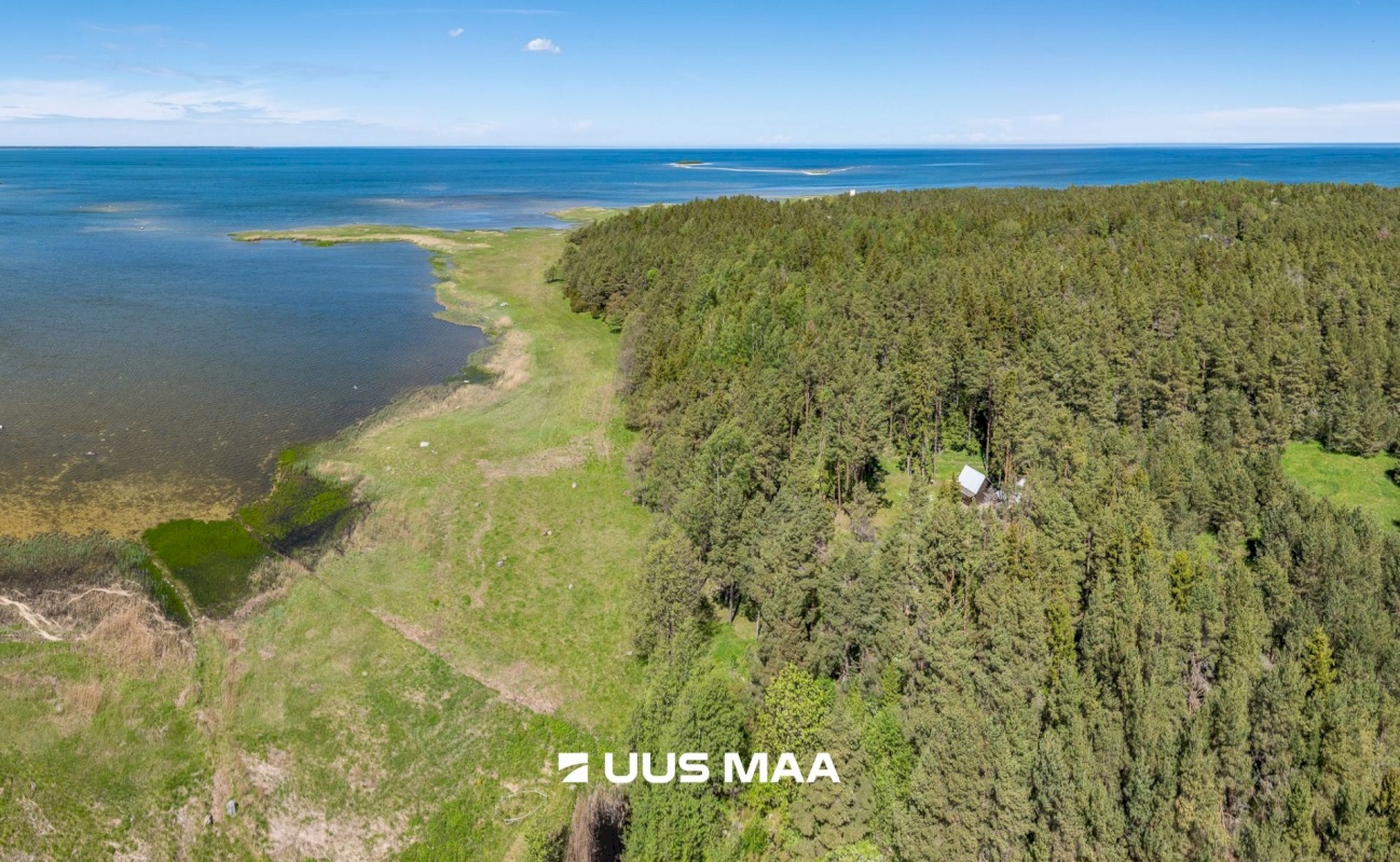 Hiiumaa vald, Hiiessaare küla, Väike-Laheääre