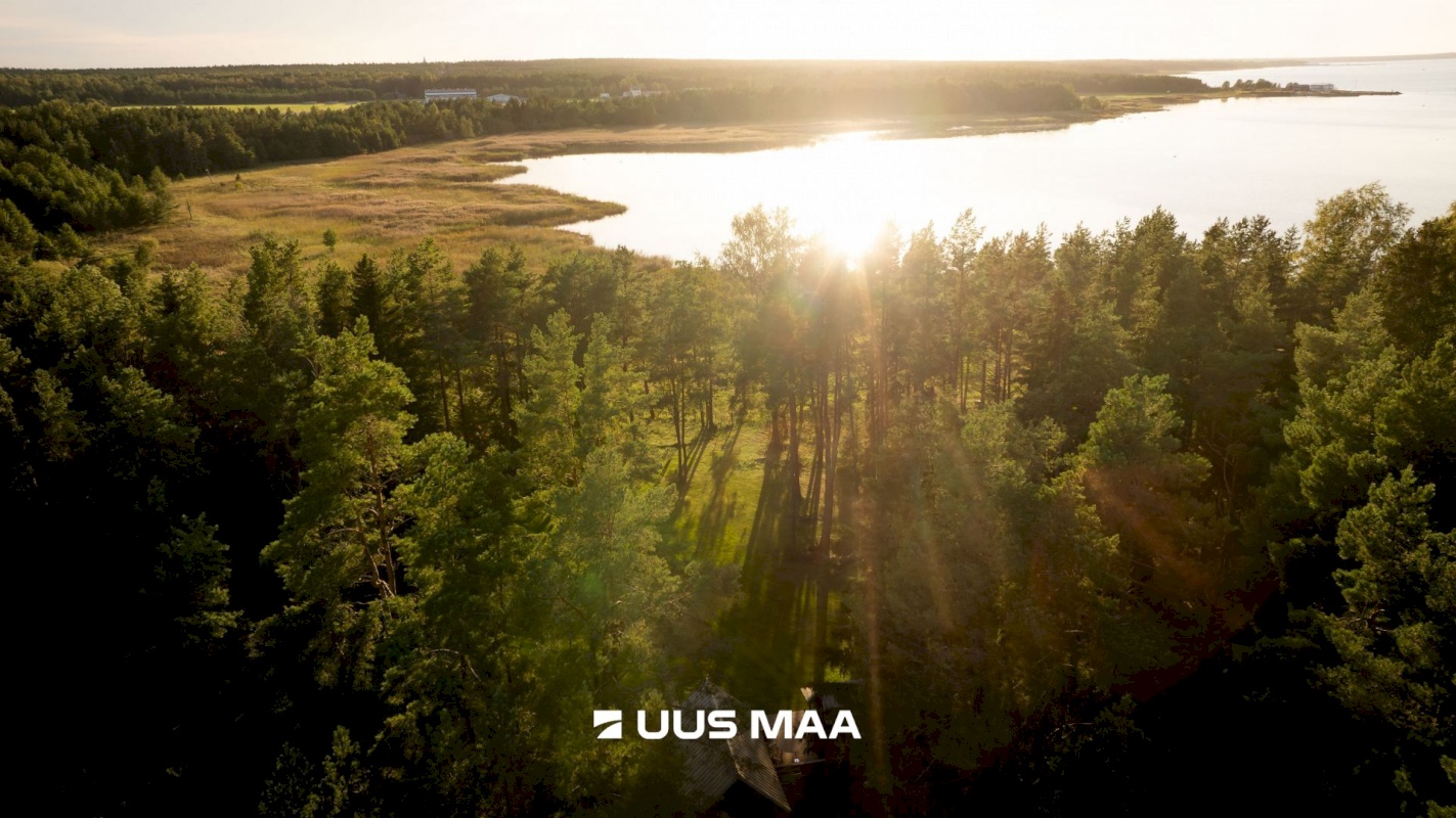 Hiiumaa vald, Hiiessaare küla, Väike-Laheääre