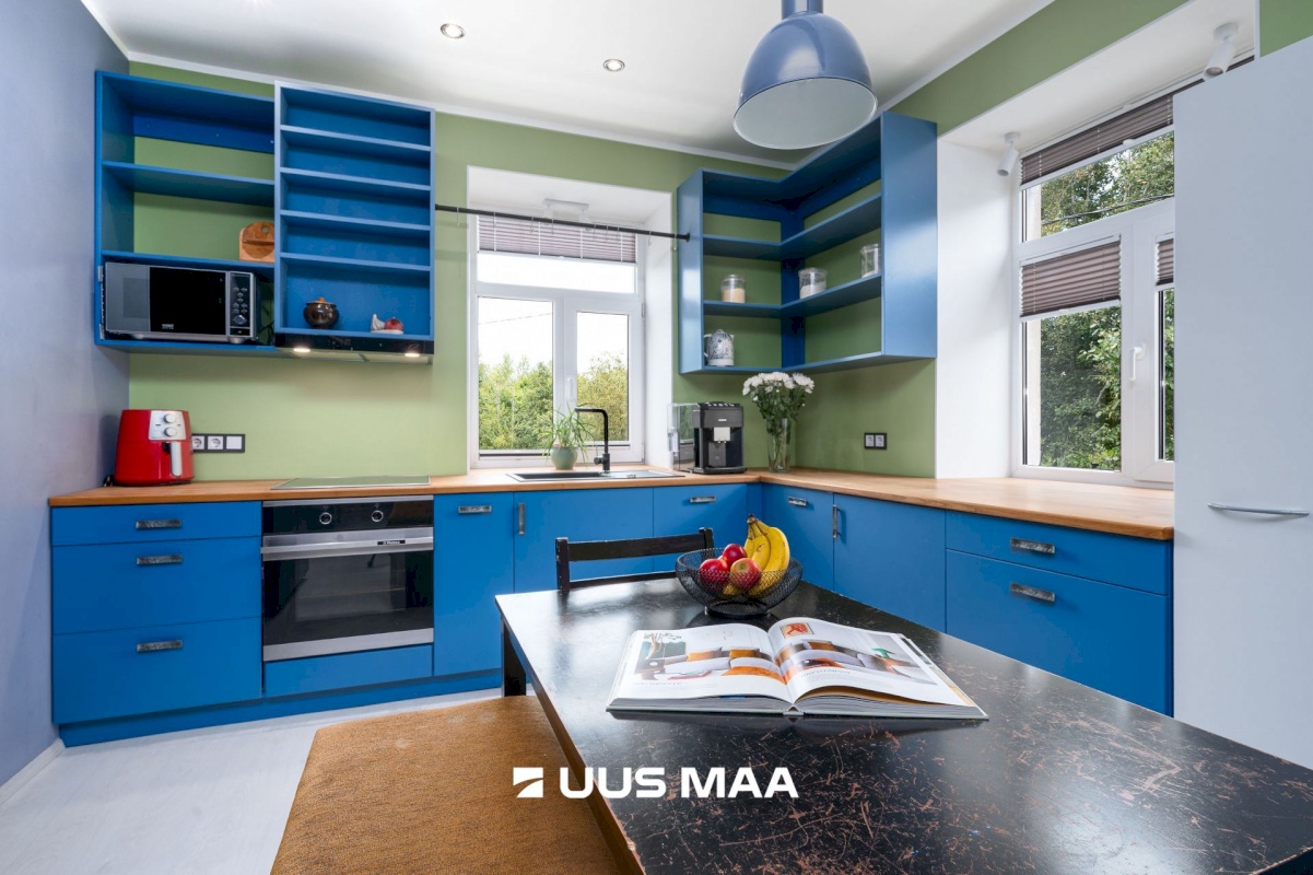 Lääne-Harju vald, Paldiski linn, Sadama 25