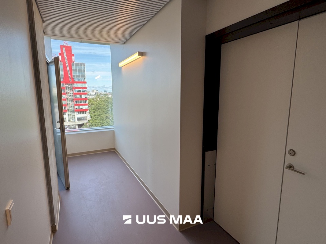 Tallinn, Kesklinna linnaosa, Kitseküla, Pärnu mnt 113