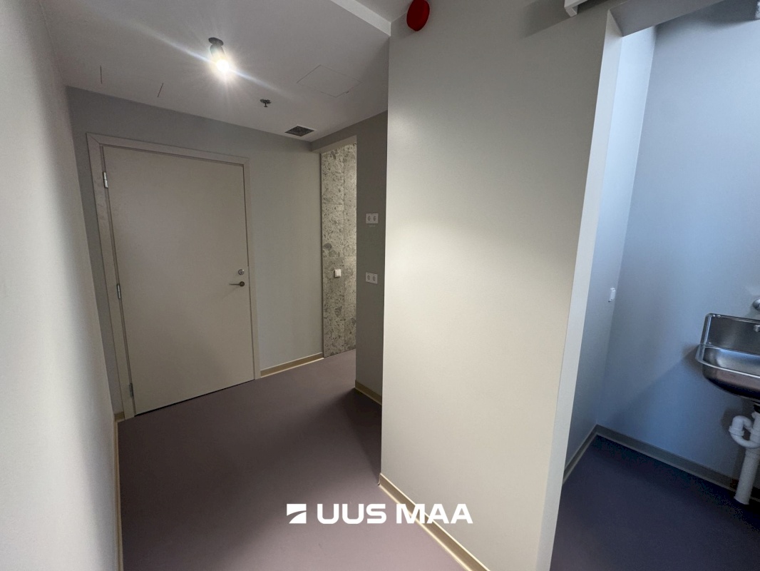 Tallinn, Kesklinna linnaosa, Kitseküla, Pärnu mnt 113