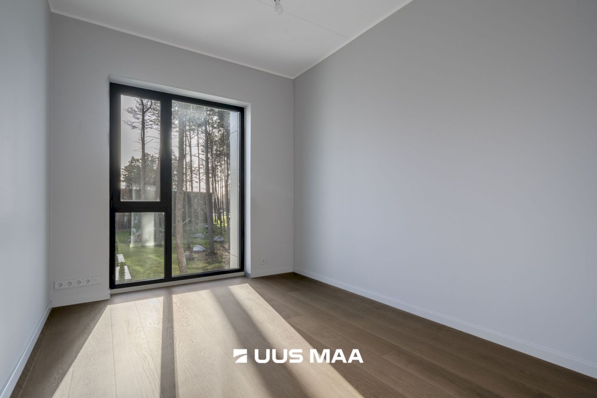 Viimsi vald, Haabneeme alevik, Laanelinnu 7-6 7 8