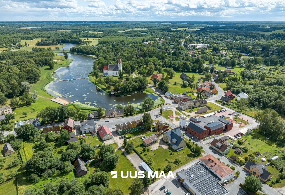 Põhja-Sakala vald, Suure-Jaani linn, J. Köleri tn 21a