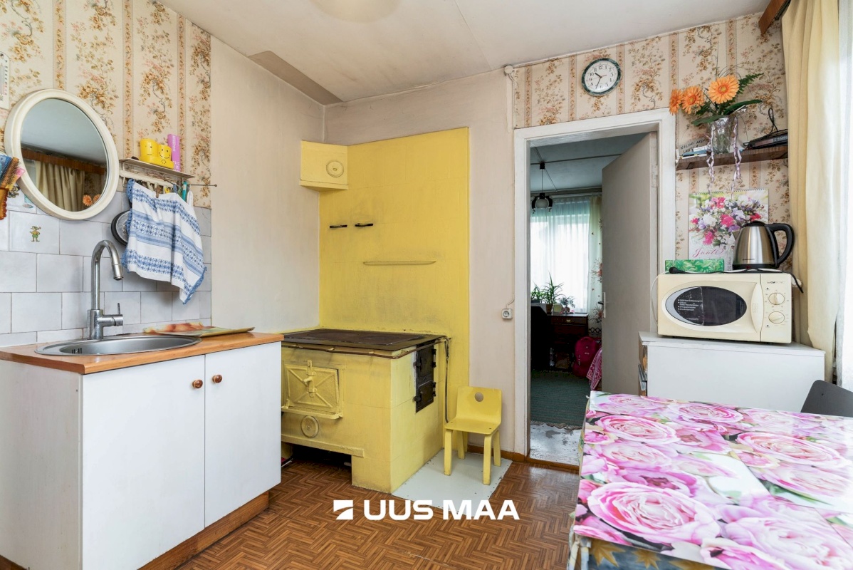 Põhja-Sakala vald, Suure-Jaani linn, J. Köleri tn 21a