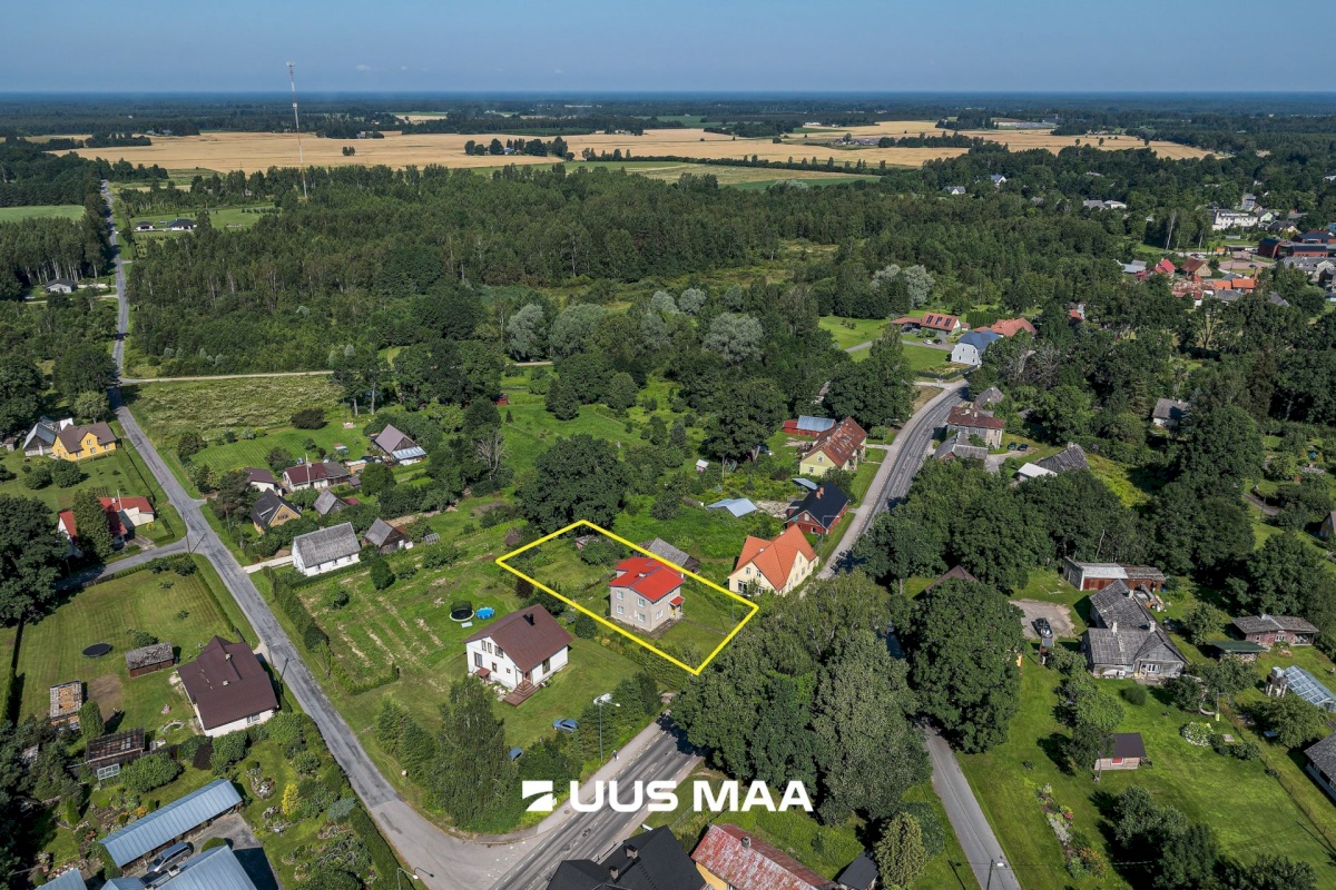 Põhja-Sakala vald, Suure-Jaani linn, J. Köleri tn 21a