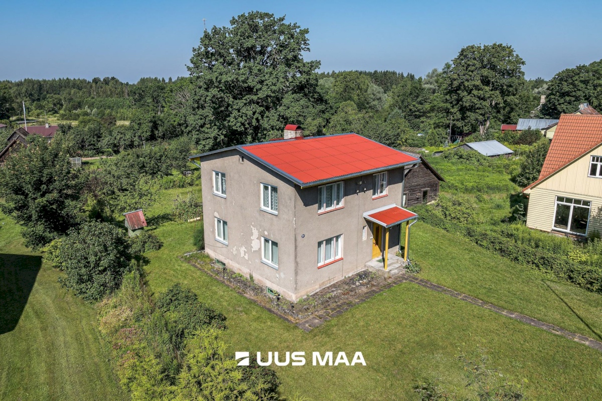 Põhja-Sakala vald, Suure-Jaani linn, J. Köleri tn 21a