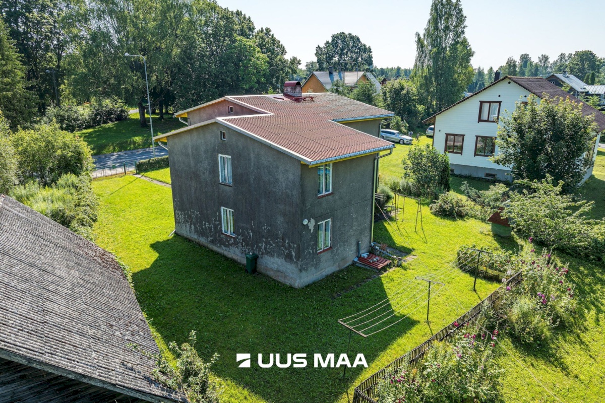 Põhja-Sakala vald, Suure-Jaani linn, J. Köleri tn 21a