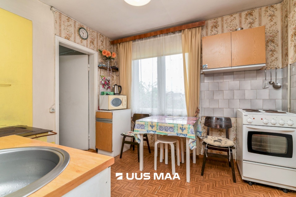 Põhja-Sakala vald, Suure-Jaani linn, J. Köleri tn 21a