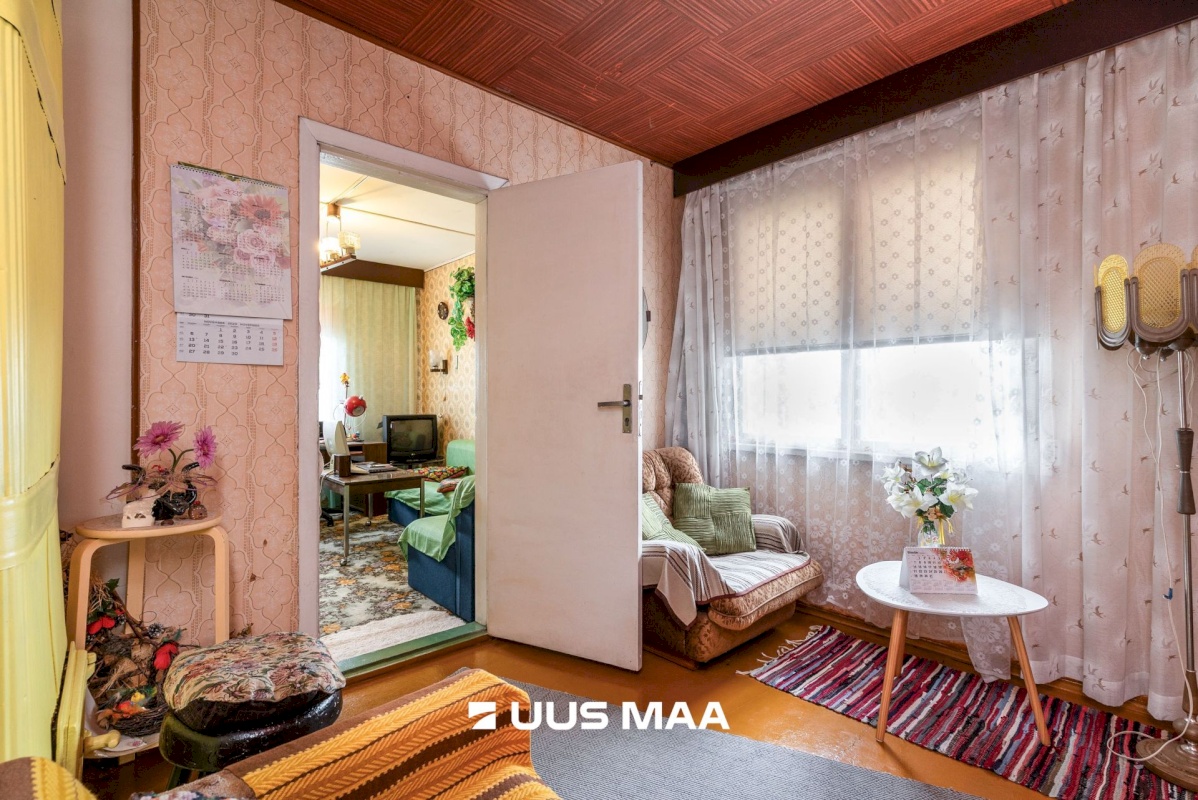 Põhja-Sakala vald, Suure-Jaani linn, J. Köleri tn 21a