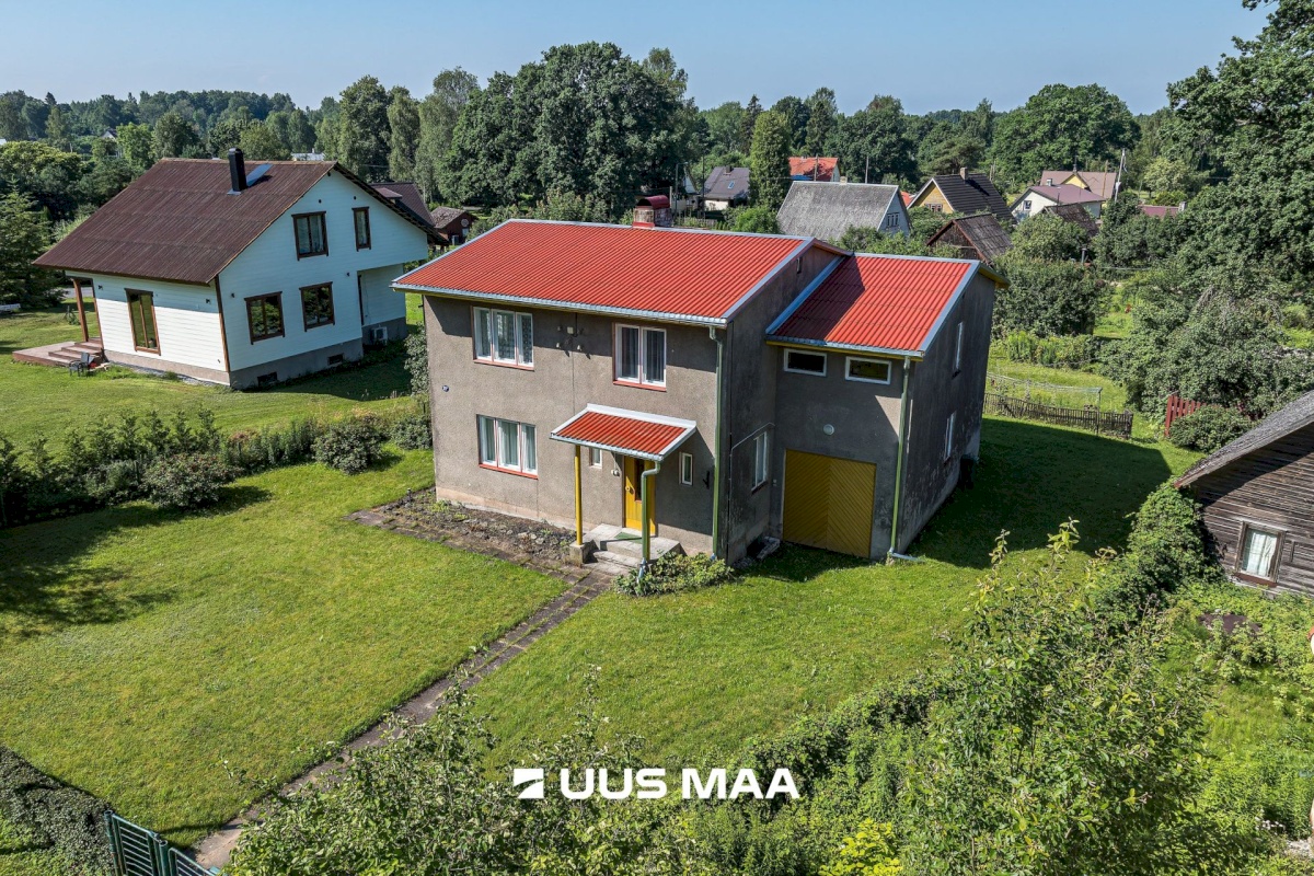 Põhja-Sakala vald, Suure-Jaani linn, J. Köleri tn 21a