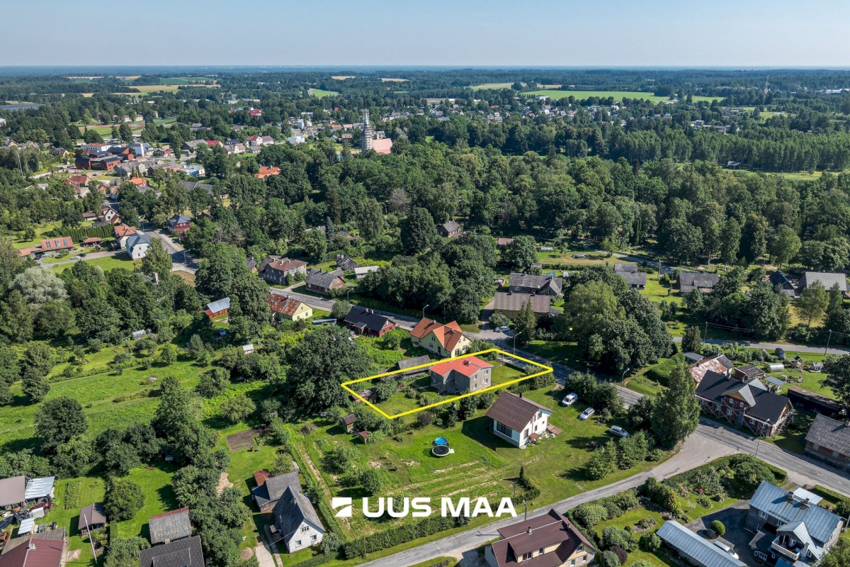 Põhja-Sakala vald, Suure-Jaani linn, J. Köleri tn 21a