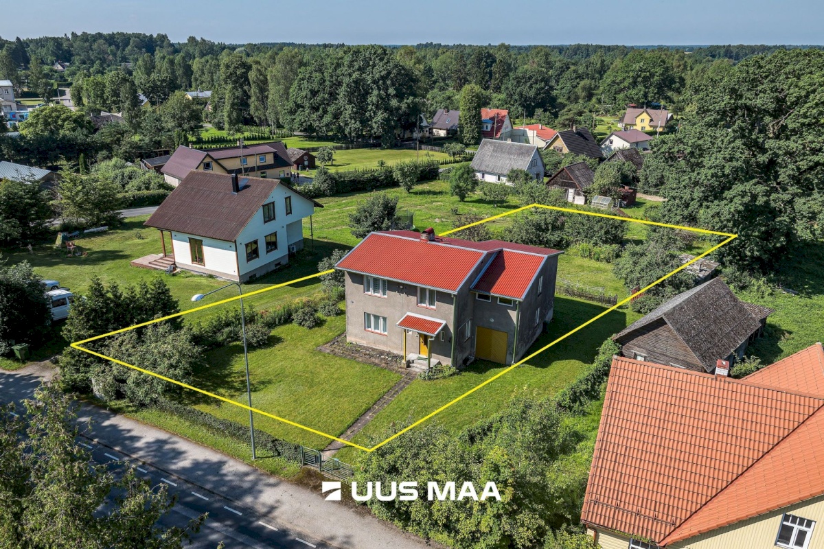 Põhja-Sakala vald, Suure-Jaani linn, J. Köleri tn 21a
