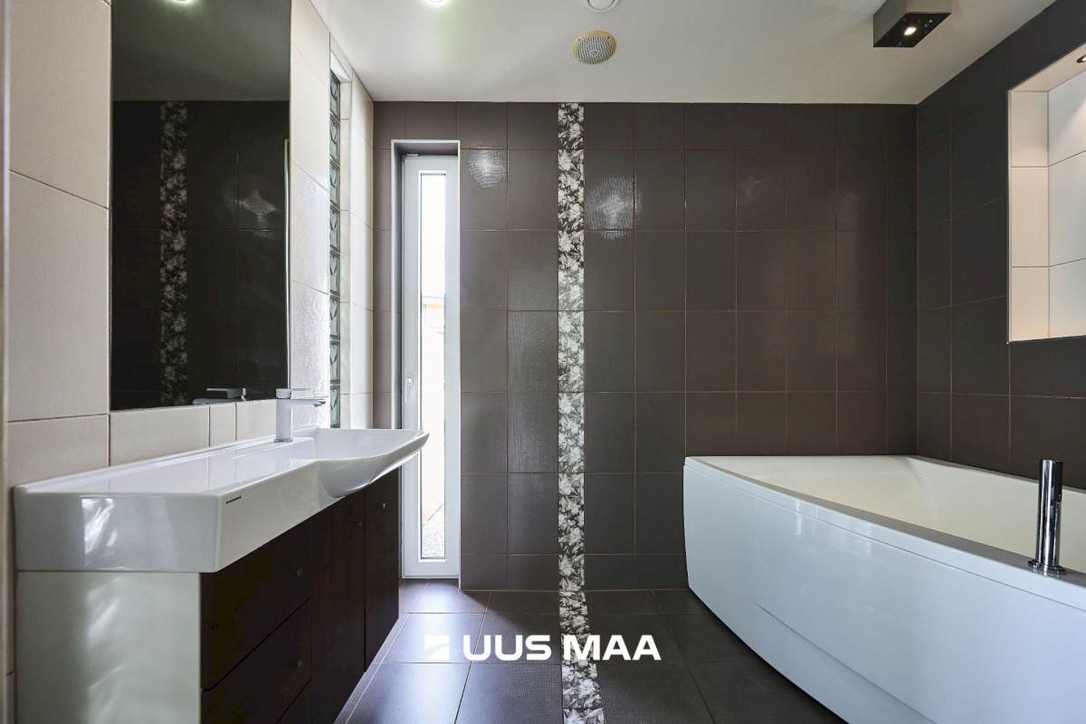 Saku vald, Roobuka küla, Heki tee 12