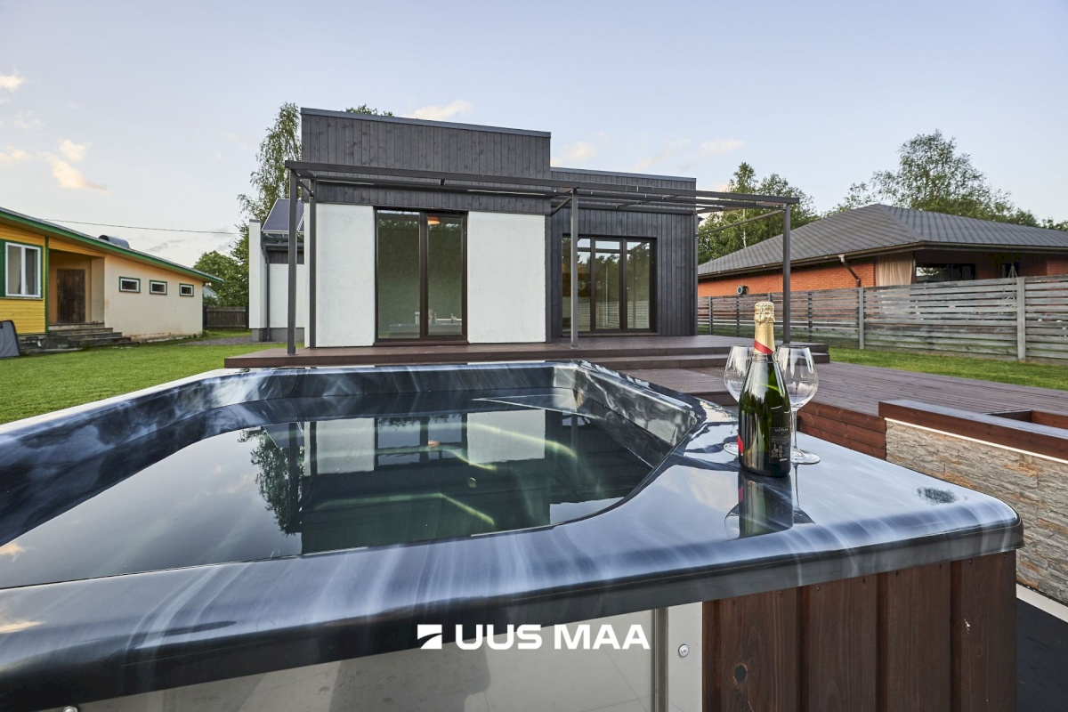 Saku vald, Roobuka küla, Heki tee 12