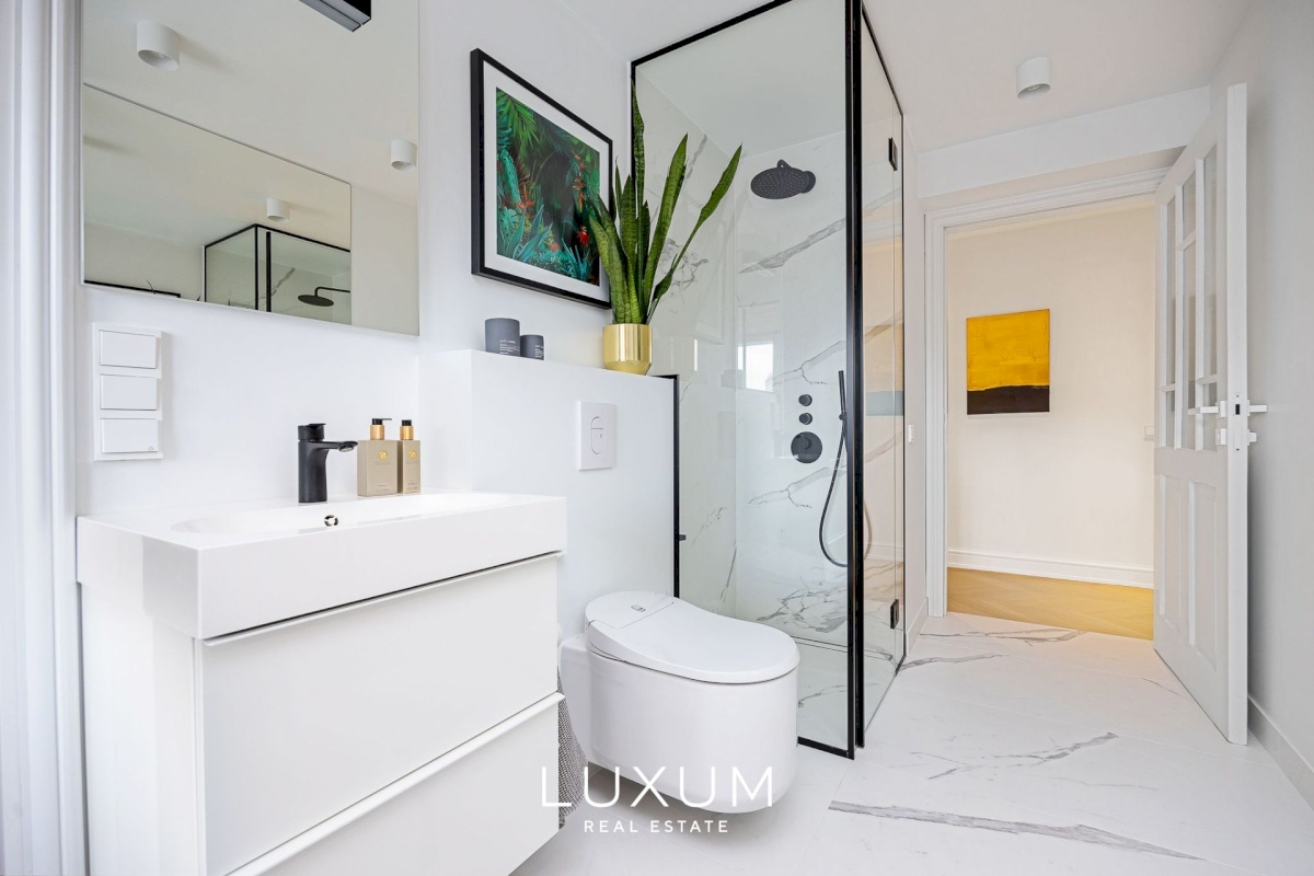 Tallinn, Kesklinna linnaosa, Vanalinna, Vene tn 1