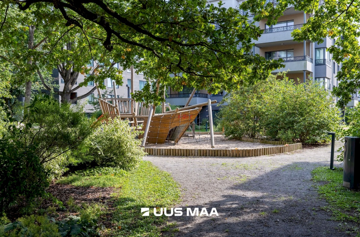 Tallinn, Kesklinna linnaosa, Kadriorg, Pikksilma 2/2