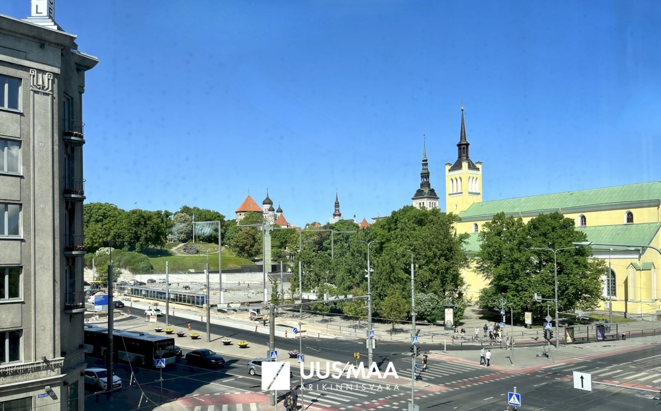 Tallinn, Kesklinna linnaosa, Pärnu mnt 15