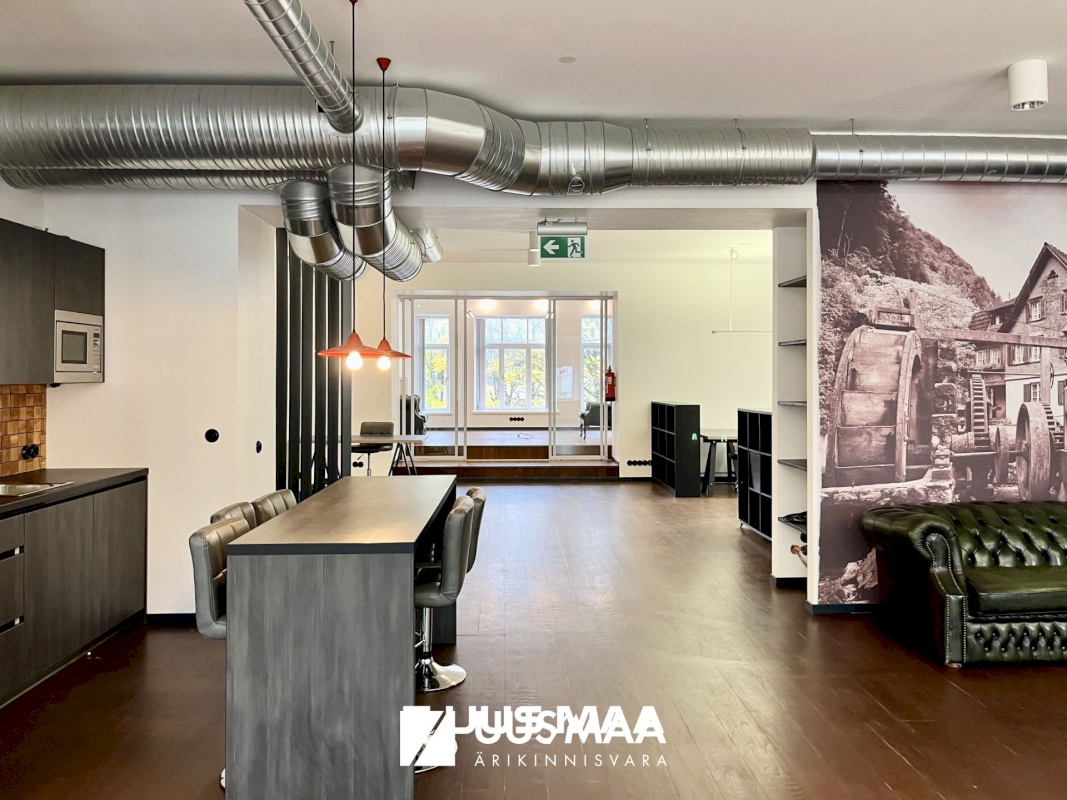 Tallinn, Kesklinna linnaosa, Narva mnt 36