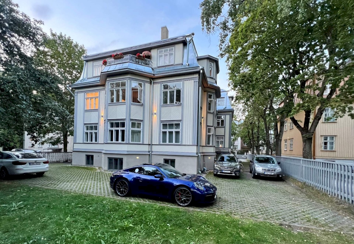 Tallinn, Kesklinna linnaosa, Kadriorg, J. Köleri 24