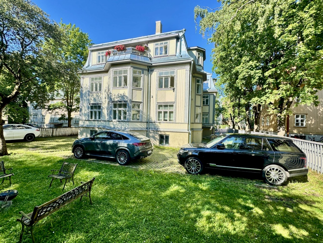 Tallinn, Kesklinna linnaosa, Kadriorg, J. Köleri 24