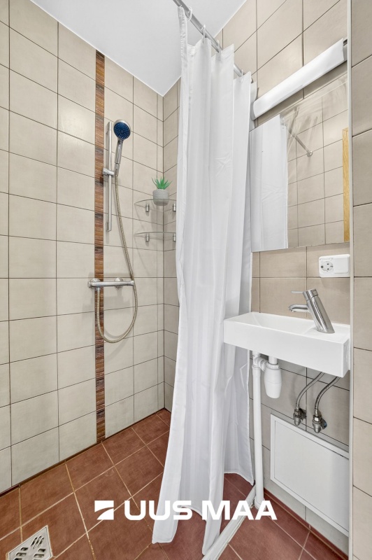Tallinn, Põhja-Tallinna linnaosa, Kalamaja, Kungla tn 12a