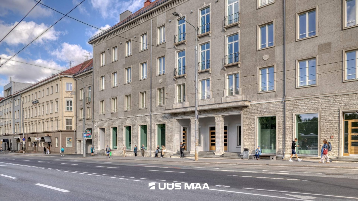 Tallinn, Kesklinna linnaosa, Estonia pst 7/Teatri väljak 1,  Teatri maja