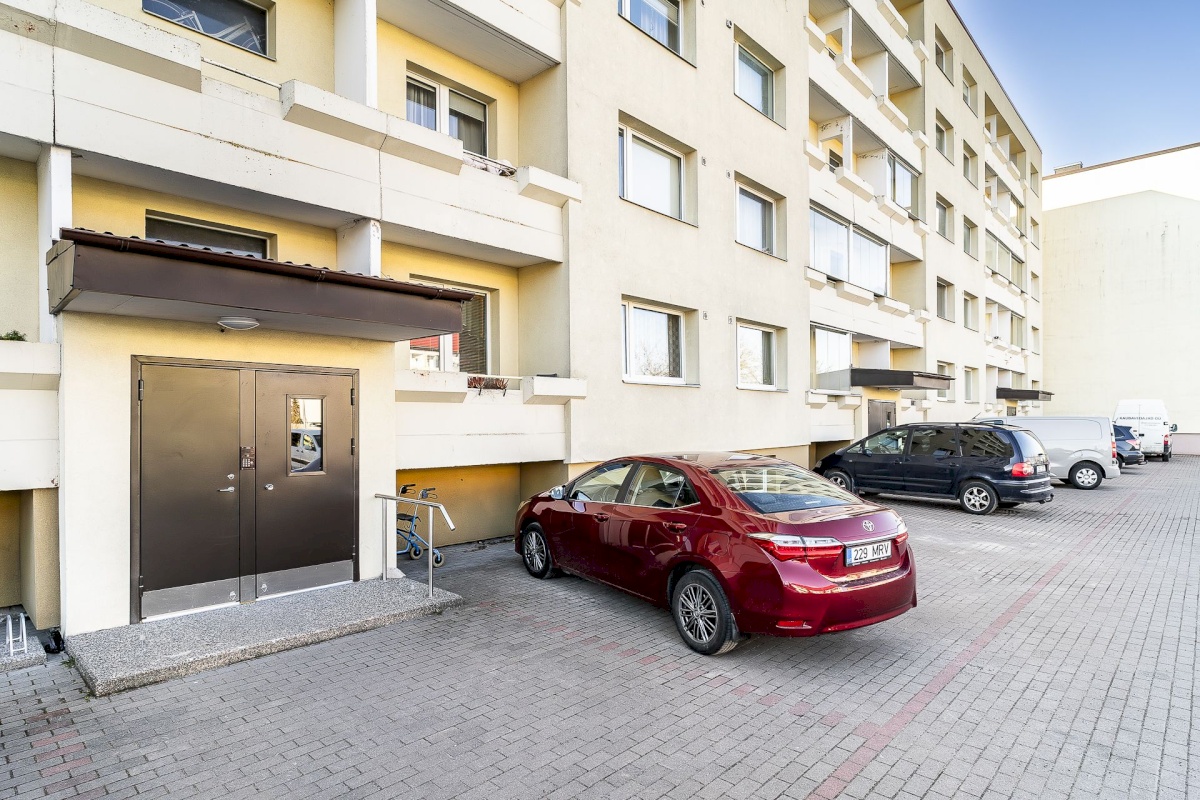 Tallinn, Nõmme linnaosa, Laagri, Redise 10