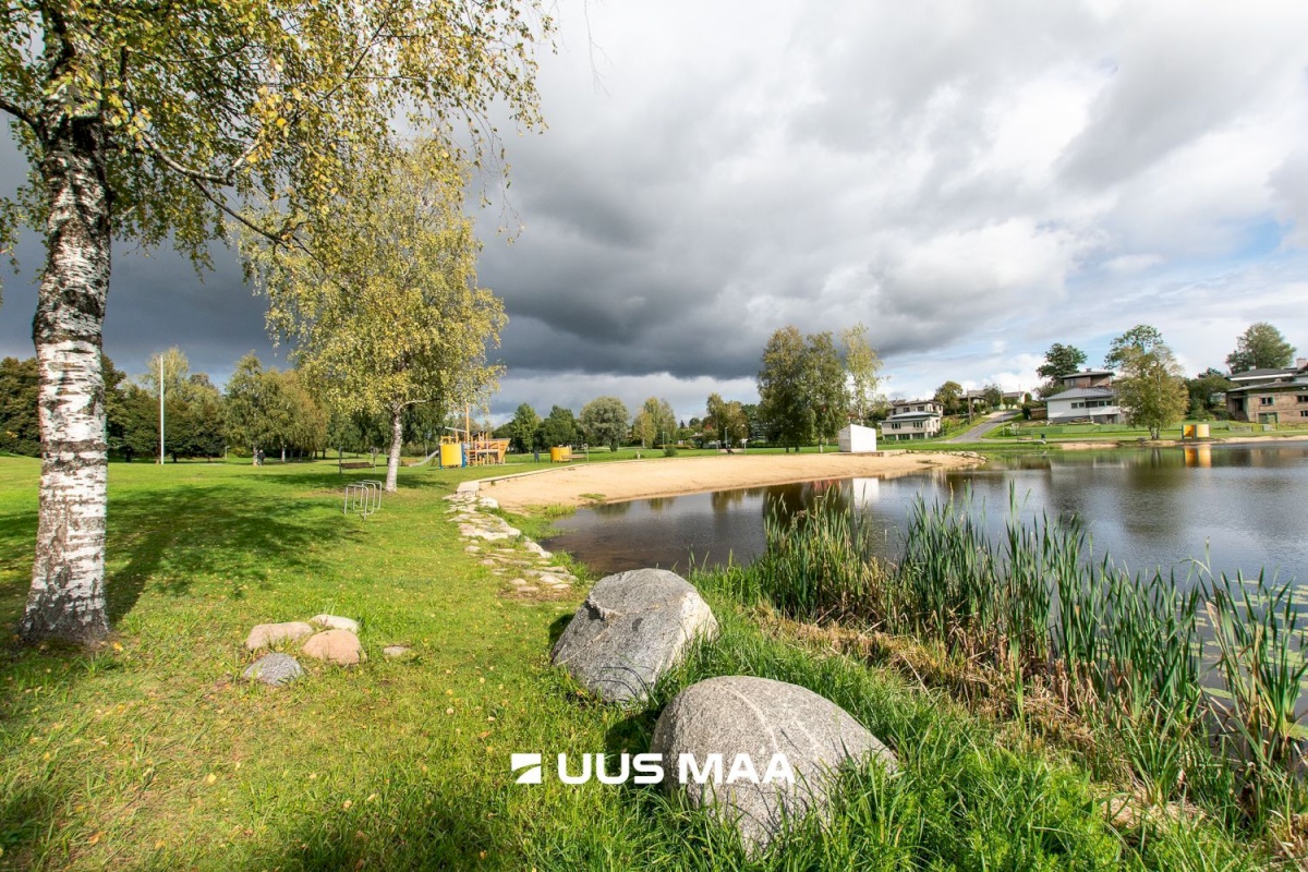 Viljandi linn, Paalalinn, Valuoja puiestee 13a