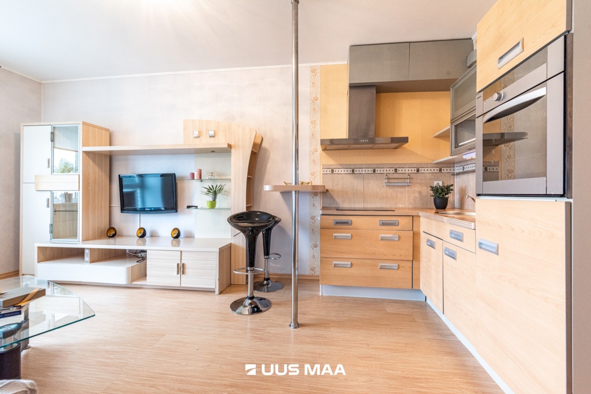 Tallinn, Mustamäe linnaosa, Ehitajate tee 51a