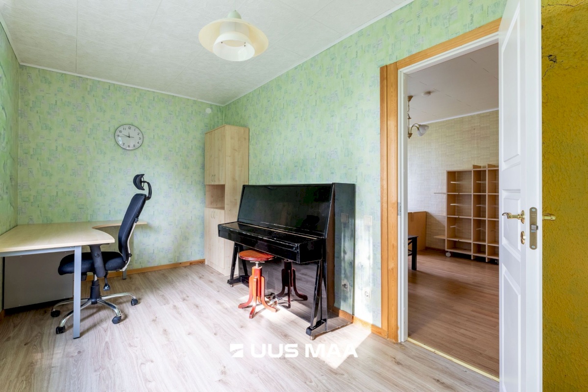 Kadrina vald, Neeruti küla, Allee