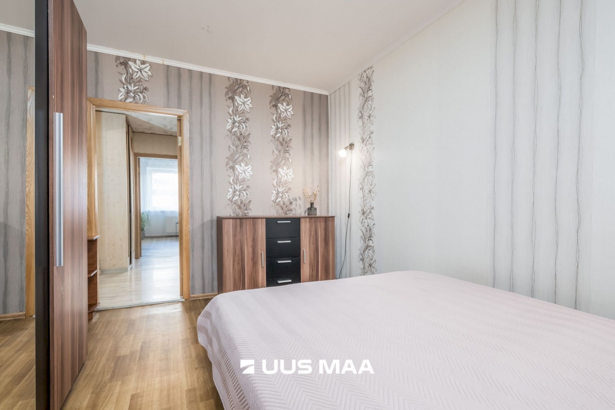 Tallinn, Haabersti linnaosa, Väike-Õismäe, Õismäe tee 84