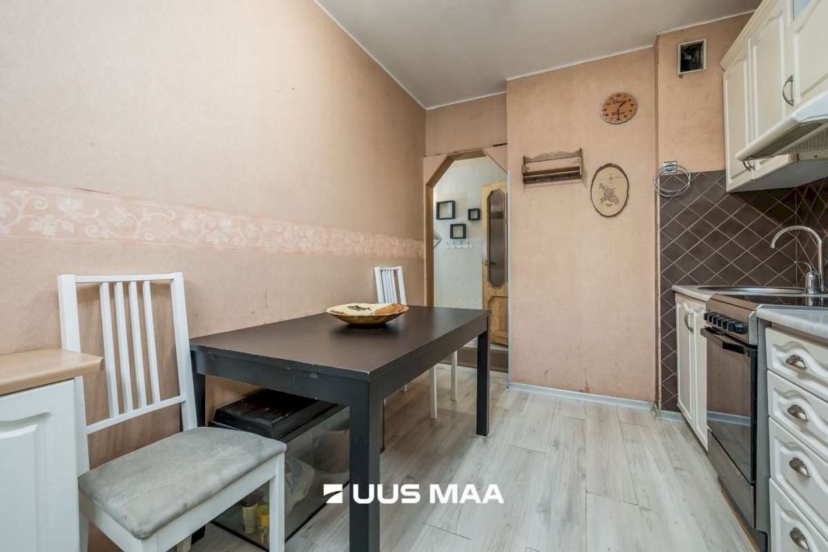 Tallinn, Haabersti linnaosa, Väike-Õismäe, Õismäe tee 84