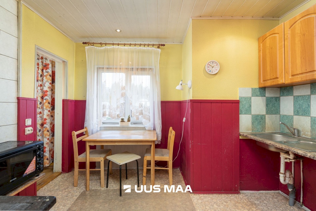 Kohila vald, Aespa alevik, Juure 4