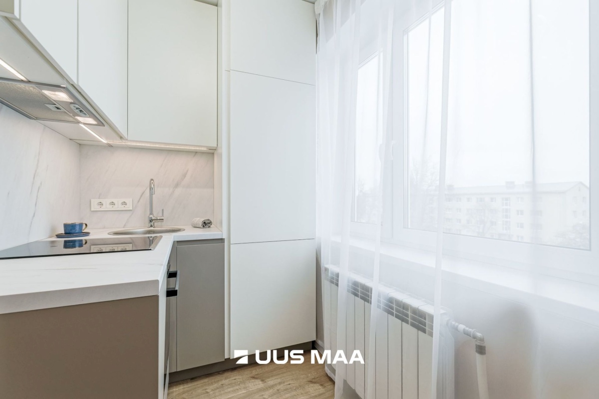 Tallinn, Mustamäe linnaosa, Akadeemia tee 52