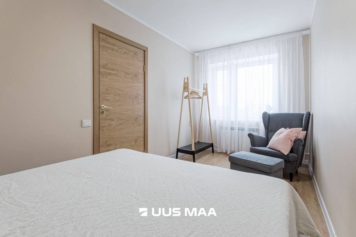 Tallinn, Mustamäe linnaosa, Akadeemia tee 52