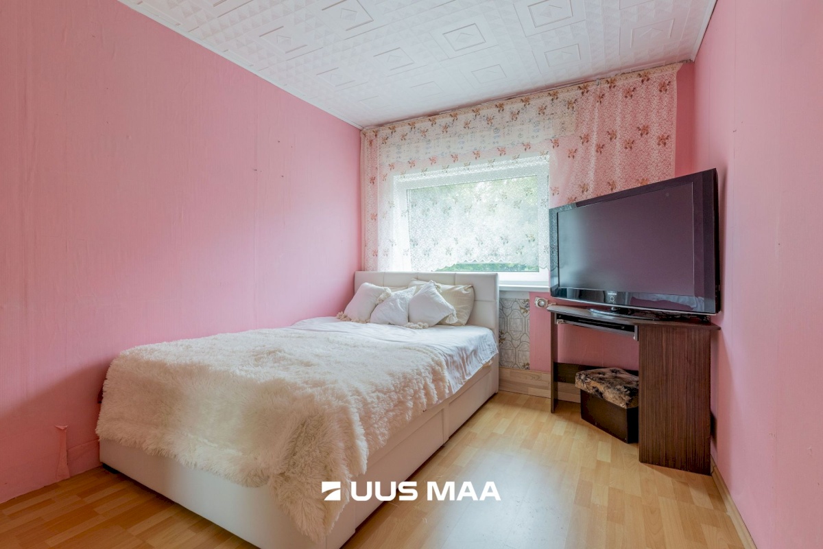 Tapa vald, Lehtse alevik, Keskuse 9