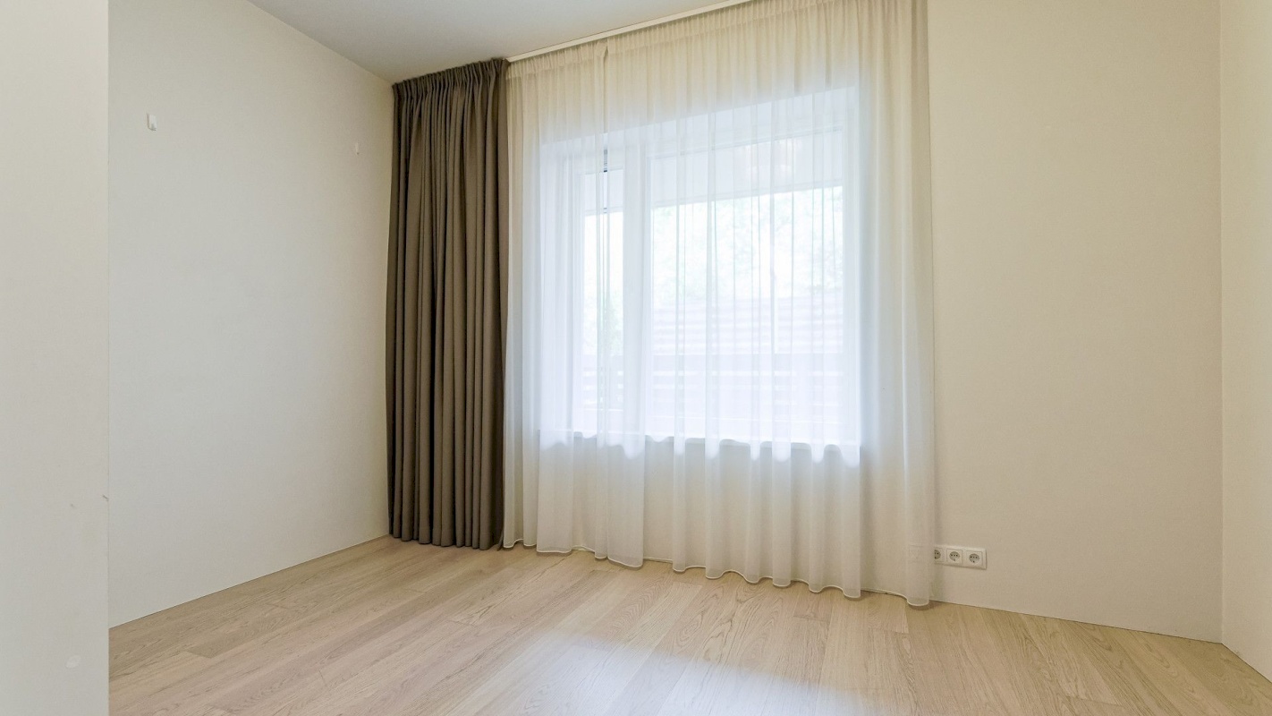 Tallinn, Kesklinna linnaosa, Kadriorg, J. Poska 35