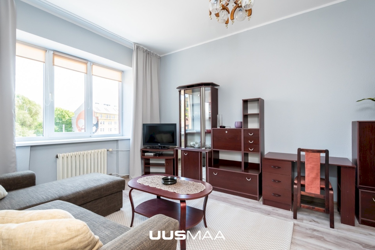 Tallinn, Kesklinna linnaosa, Pärnu mnt 48