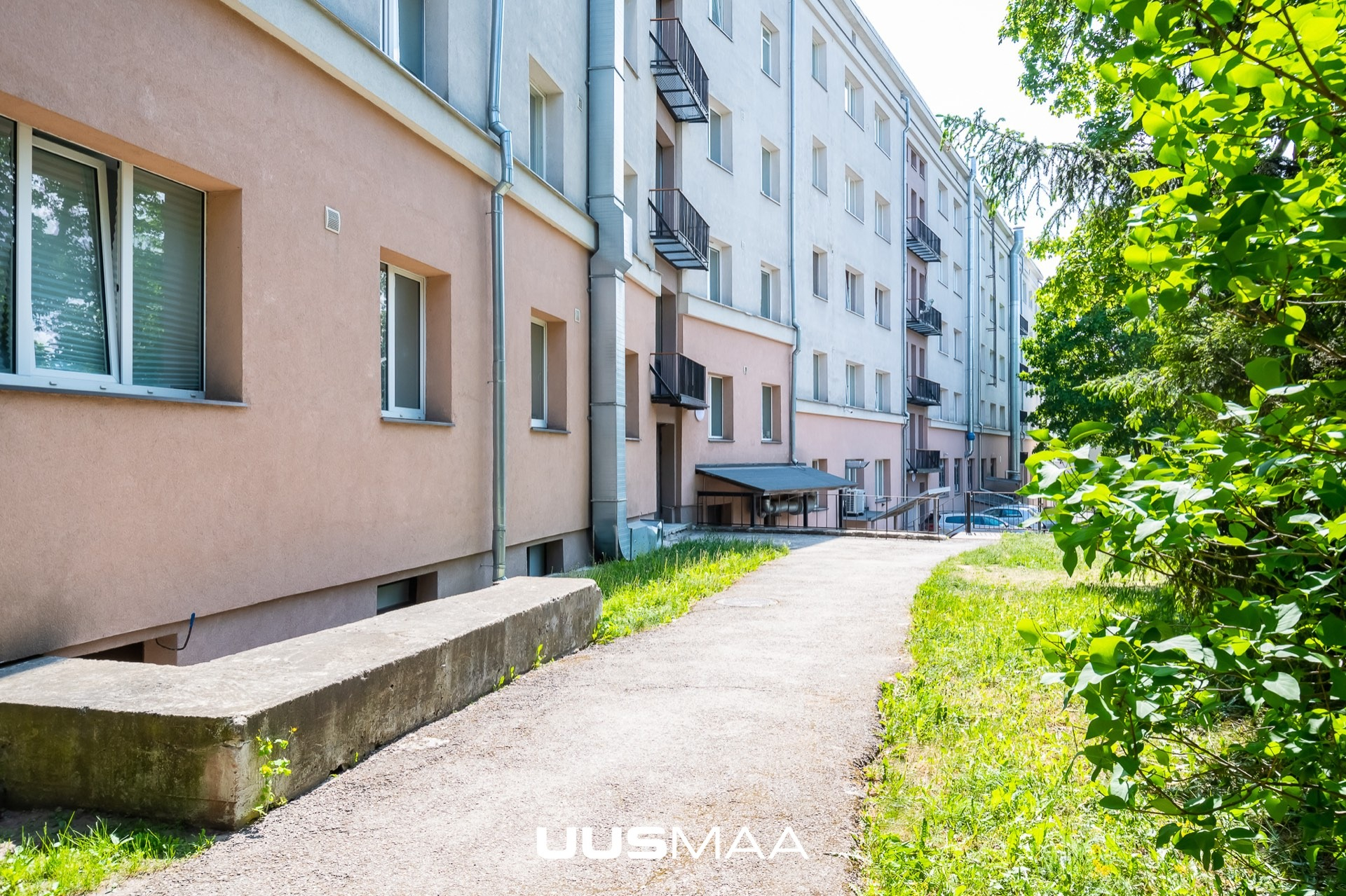 Tallinn, Kesklinna linnaosa, Pärnu mnt 48