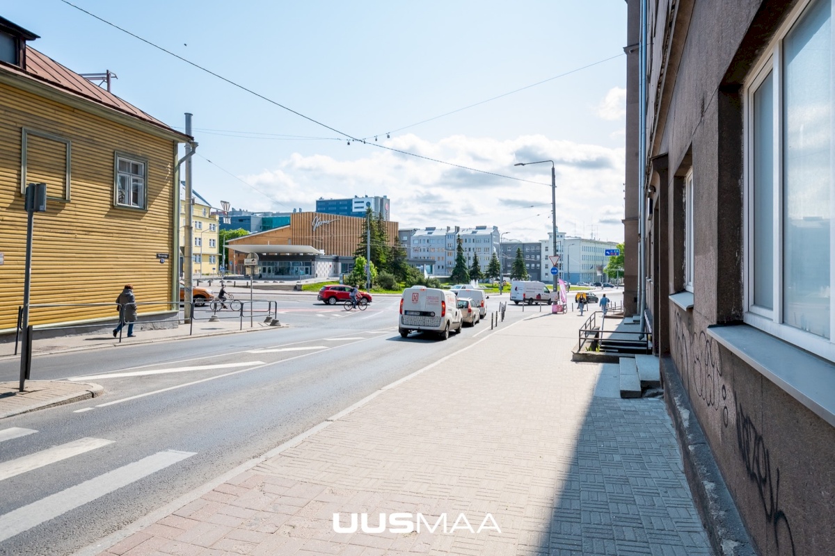 Tallinn, Kesklinna linnaosa, Pärnu mnt 48