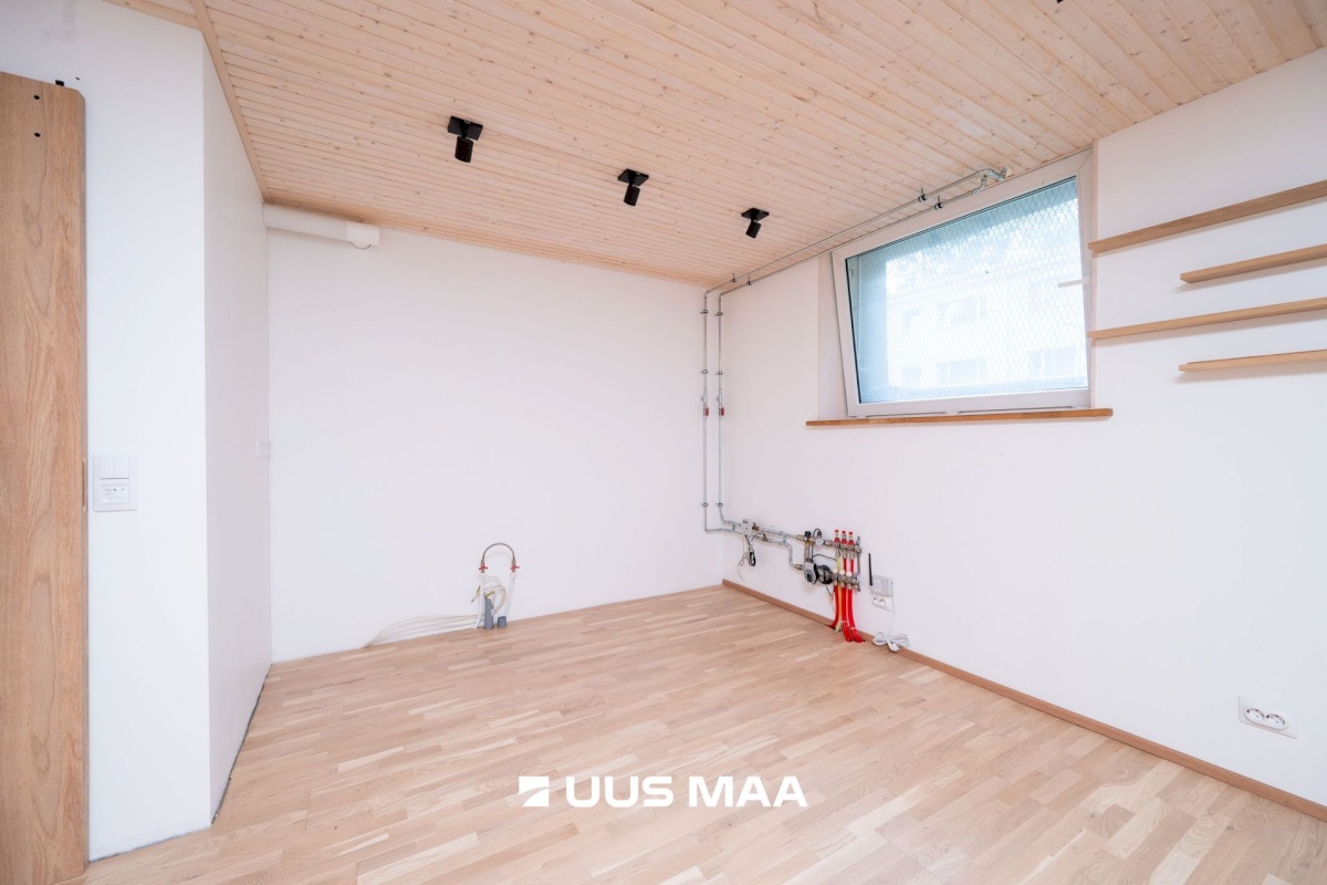 Tallinn, Nõmme linnaosa, Pääsküla, Pajude pst 5