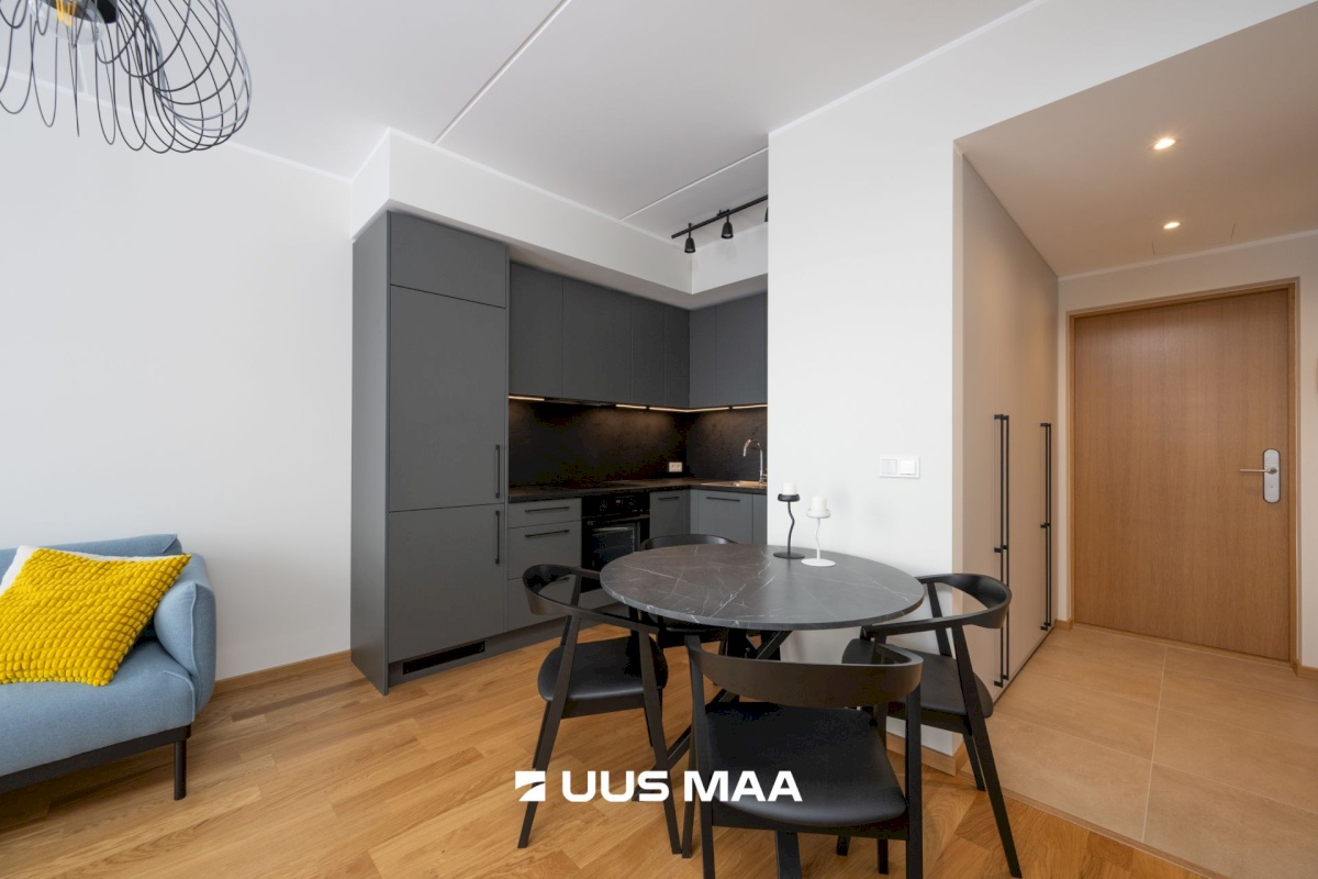 Tallinn, Mustamäe linnaosa, Aiandi 14