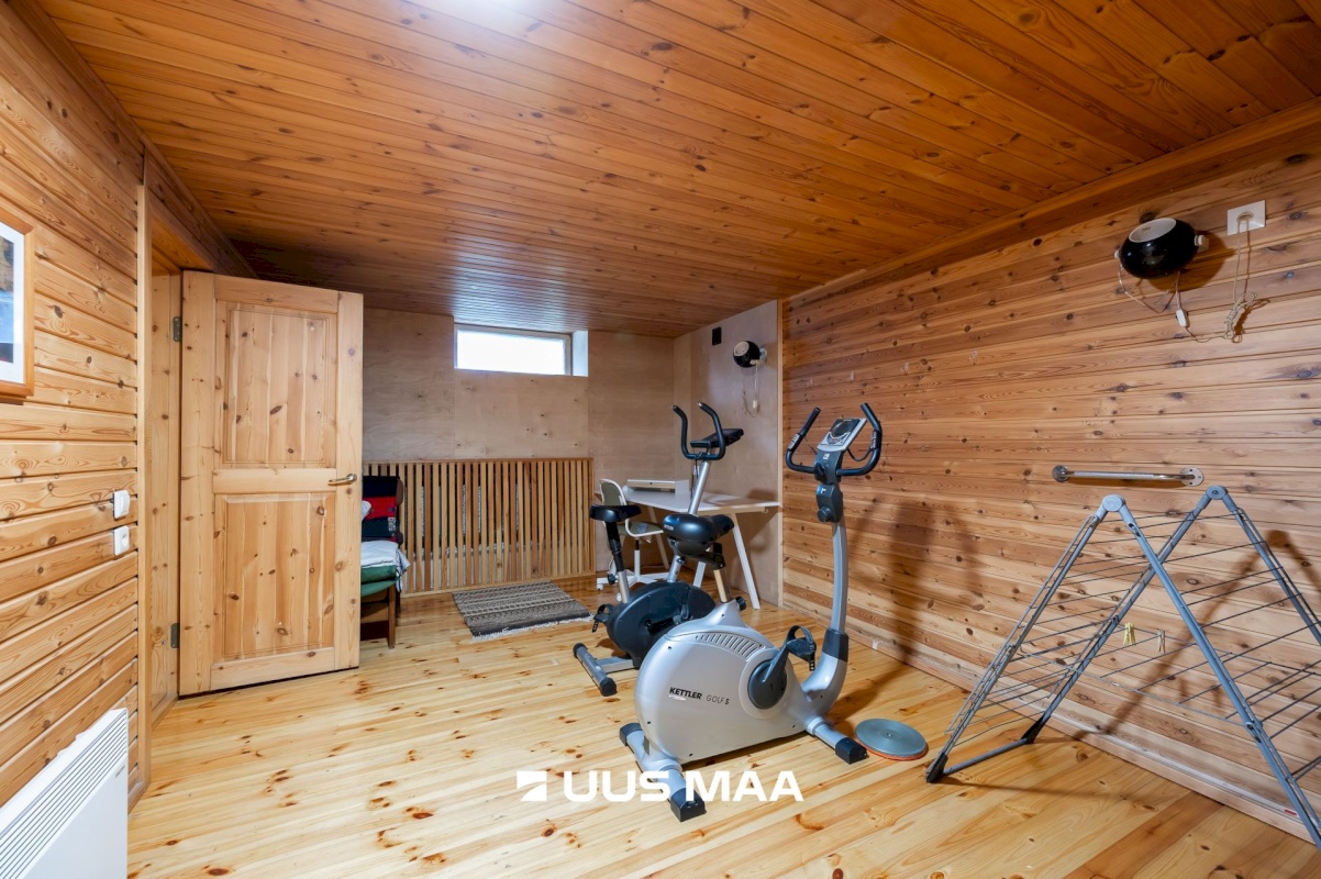 Rae vald, Peetri alevik, Kuusekese 1/1