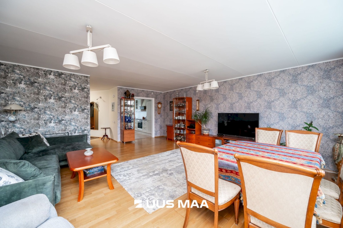 Rae vald, Peetri alevik, Kuusekese 1/1