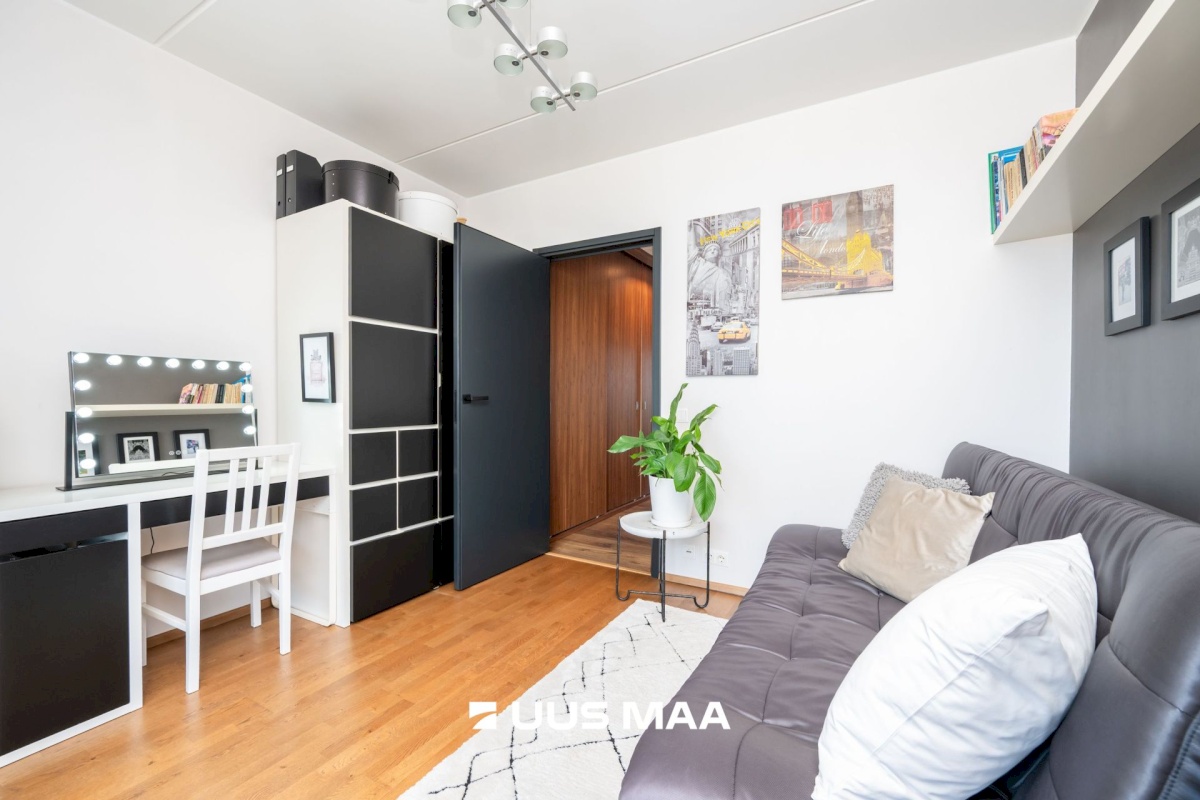 Tallinn, Kesklinna linnaosa, Valge tn 18b