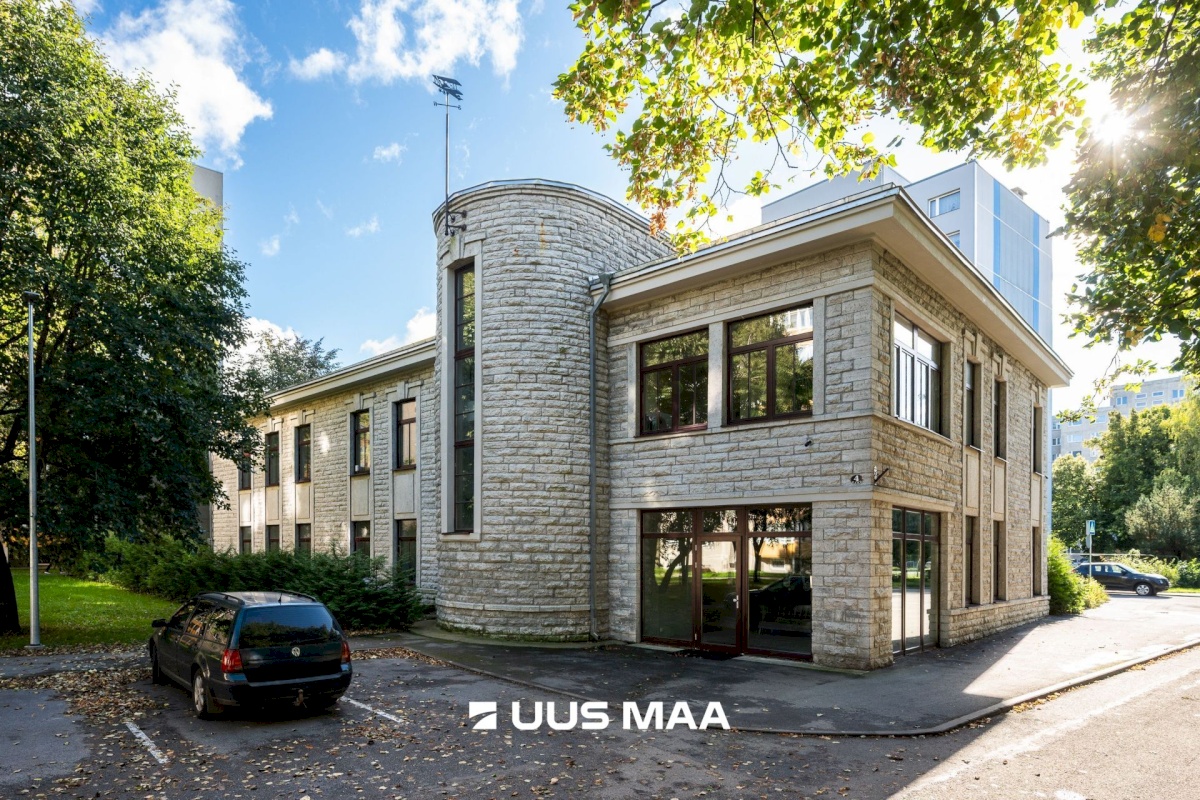 Tallinn, Lasnamäe linnaosa, Laagna, Kahu tn 4