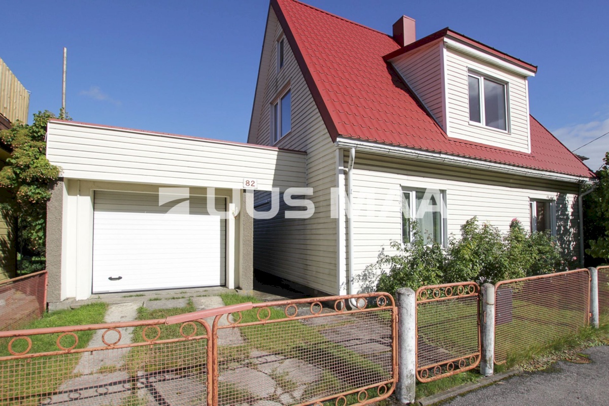 Pärnu linn, Pärnu linn, Rannarajoon, Karusselli tn 82