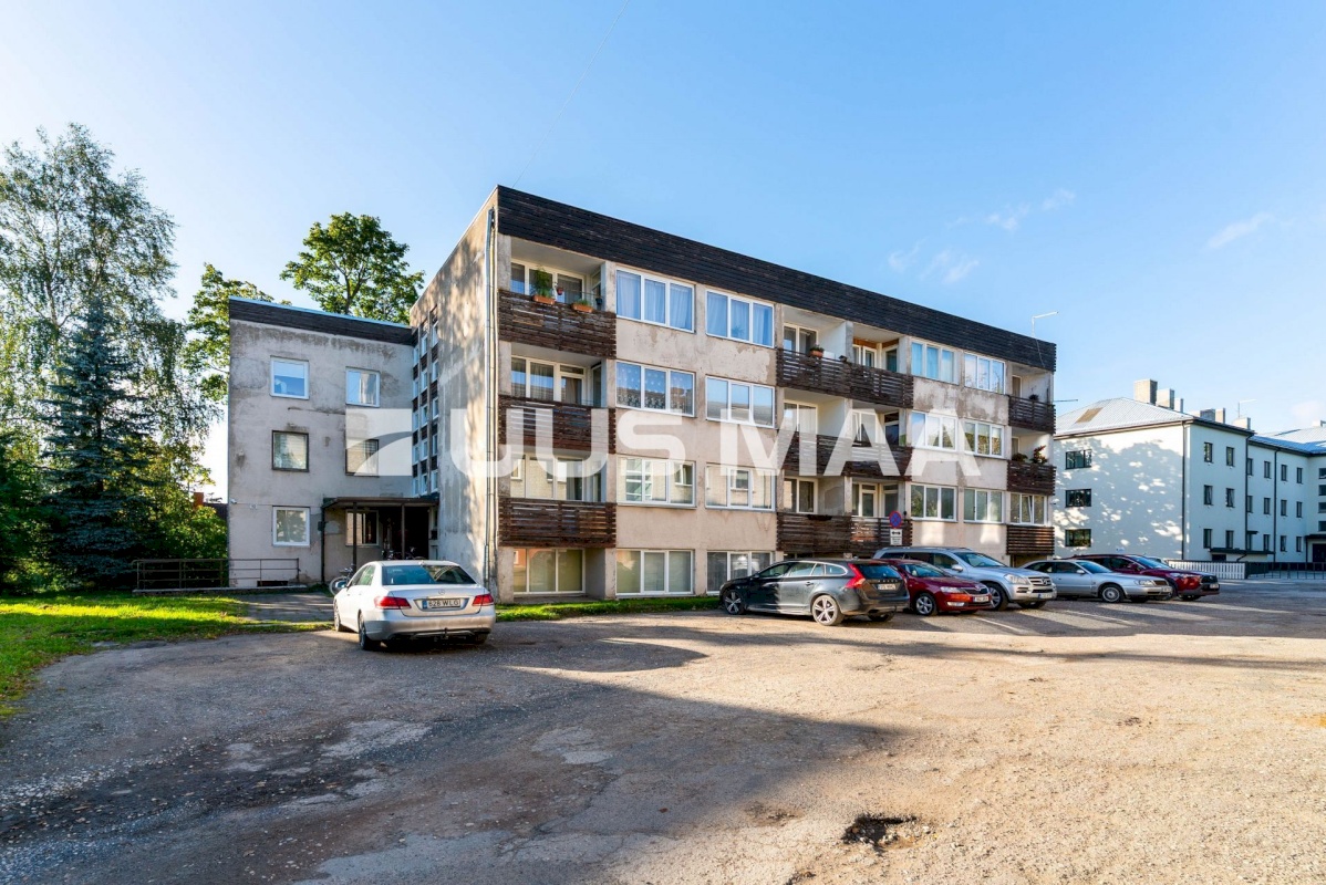 Viljandi linn, Kesklinn, Leola 10